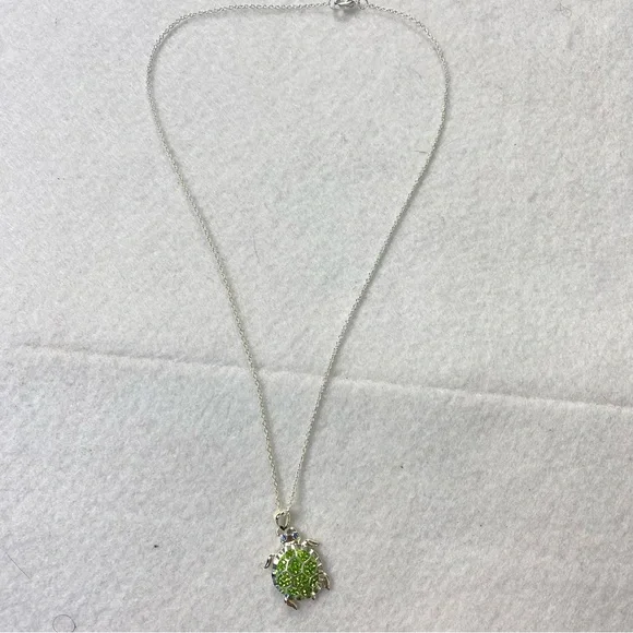 Charming Silver Plated over Brass Green Peridot Turtle Pendant Necklace 19” - Picture 7 of 13